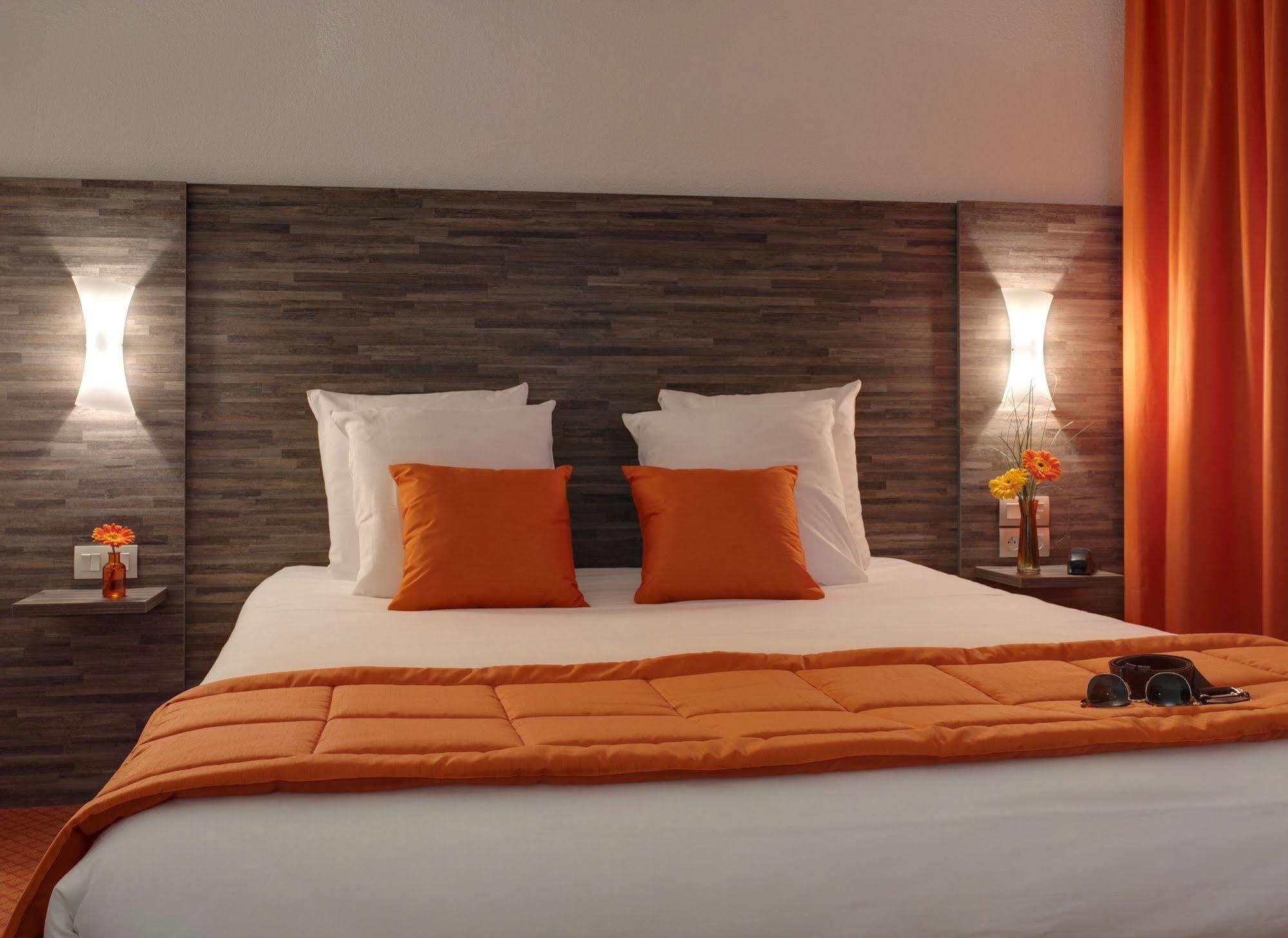 Ibis Styles Rennes Centre Gare Nord Hotel Exterior foto