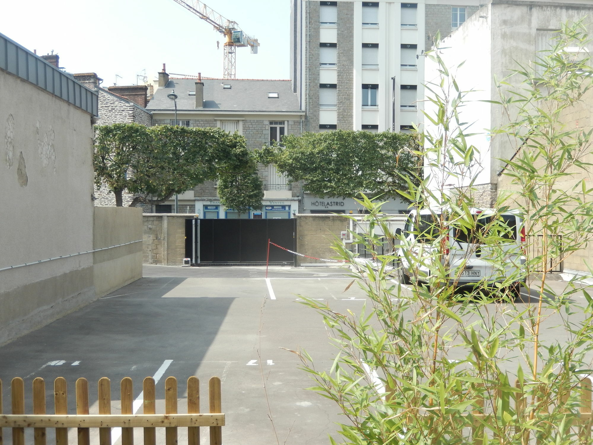 Ibis Styles Rennes Centre Gare Nord Hotel Exterior foto